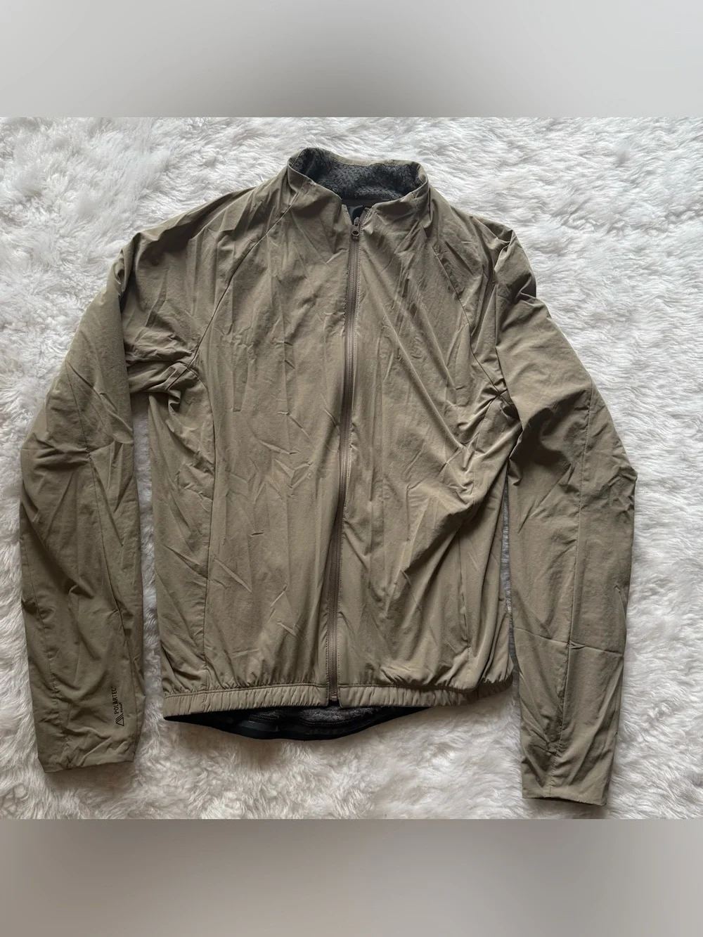Men’s Specialized training series alpha jacket beige